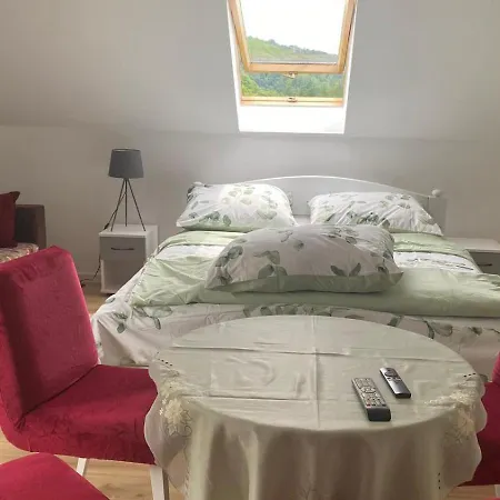Pod Barania Gora Farm stay *